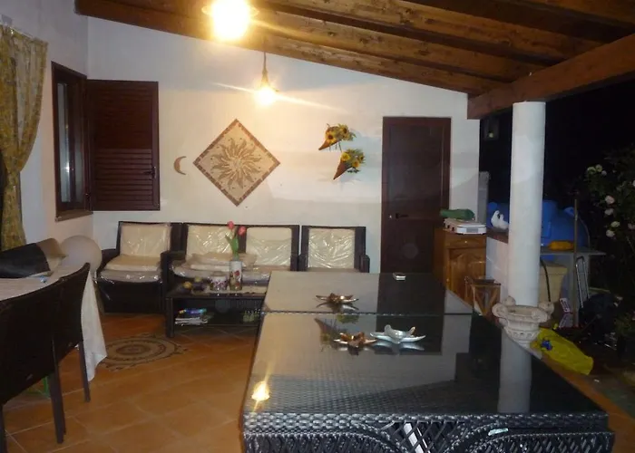 ベッド・アンド・ブレックファスト Antico Frutteto Cessaniti