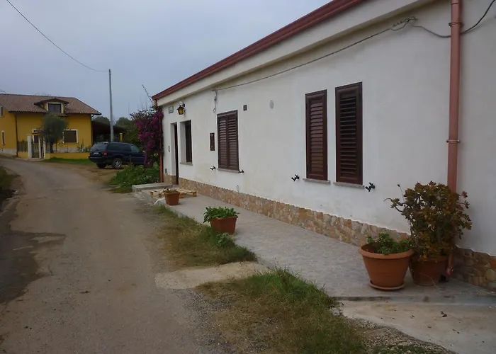 ベッド・アンド・ブレックファスト Antico Frutteto Cessaniti